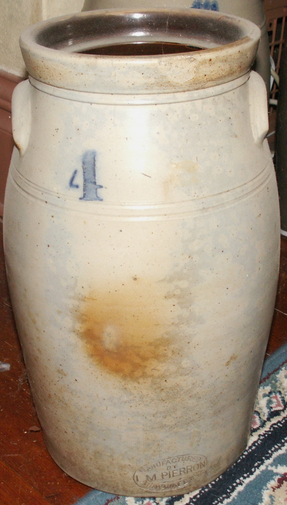 4 Gallon L.M. Pierron, Milwaukee, WI Butter Churn