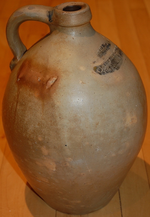 L.J. Farwell Hardeware Co. Milwaukee WI 2 Gallon Ovoid Jug