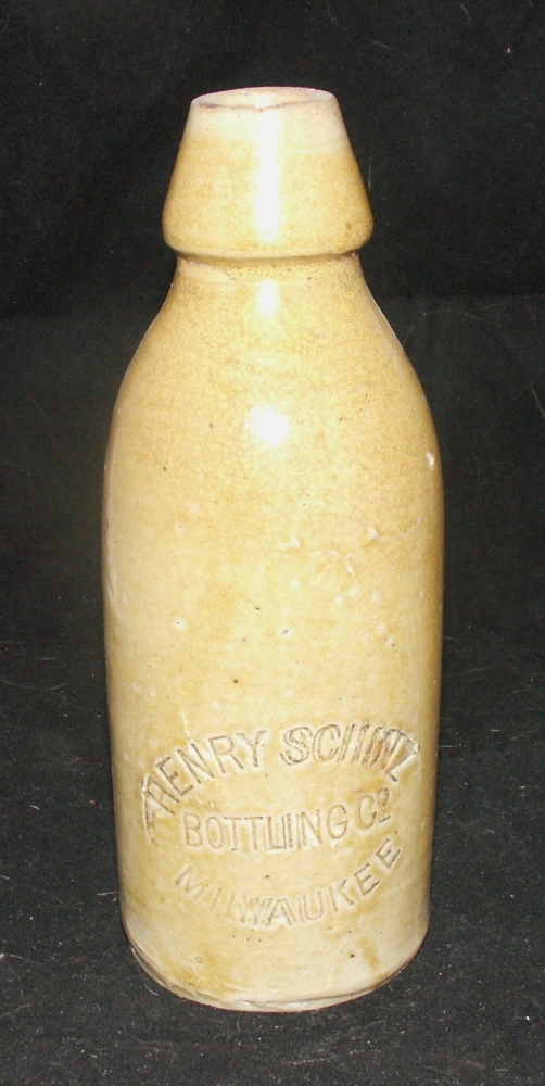 Henry Schinz Bottling Co. Milwaukee Stoneware Bottle