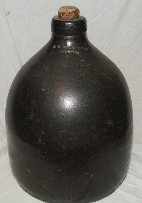 J.B. Maxfield1 Gal Bee Hive Jug