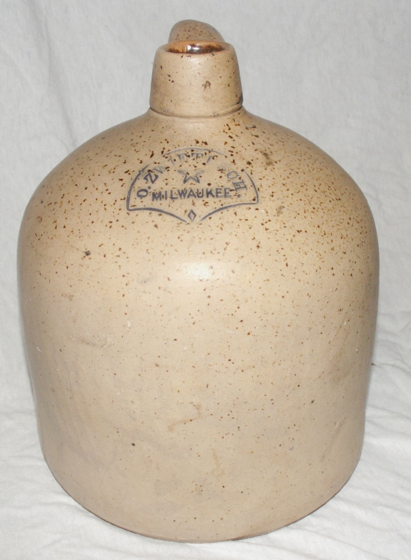 O. Zwietusch, Milwaukee, WI 1 Gallon Stoneware Jug